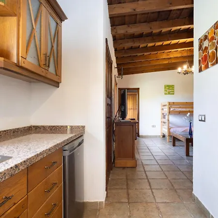 Villa Con Piscina Climatizada Y Jardin En Icod De Vinos - Es-279-18 *